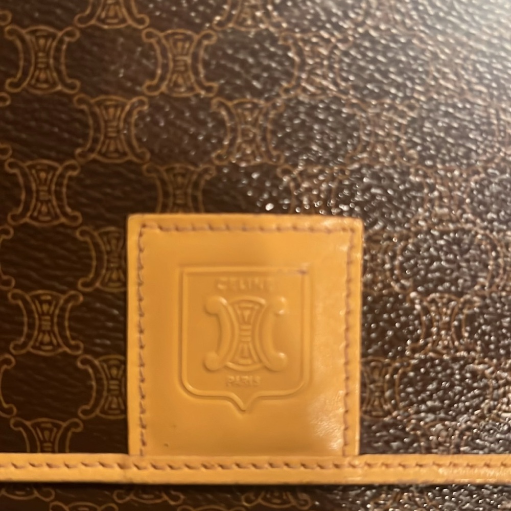 CELINE Vintage Triomphe Macadam Long Bi-fold Wallet - Picture 7 of 13